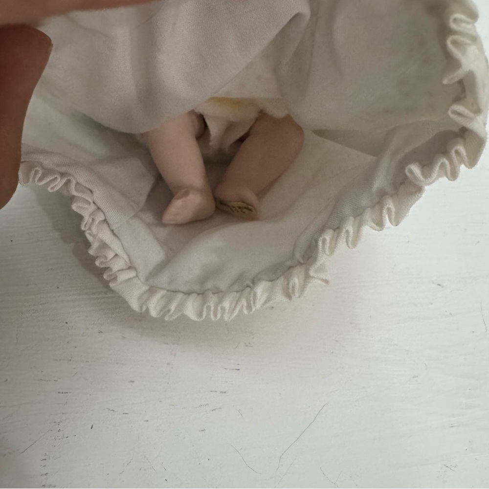 Vintage Jointed Bisque Baby Doll with Handmade Bonnet and Clothes Made in Taiwan - Picture 10 of 14